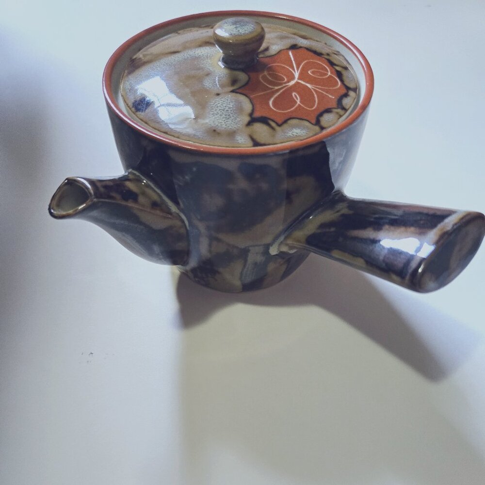 Tea Pot and Cups